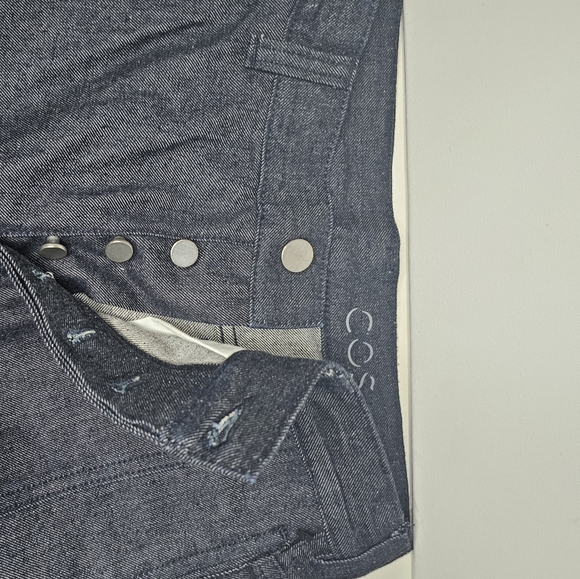 COS Raw Denim Cargo Jeans - Picture 11 of 12